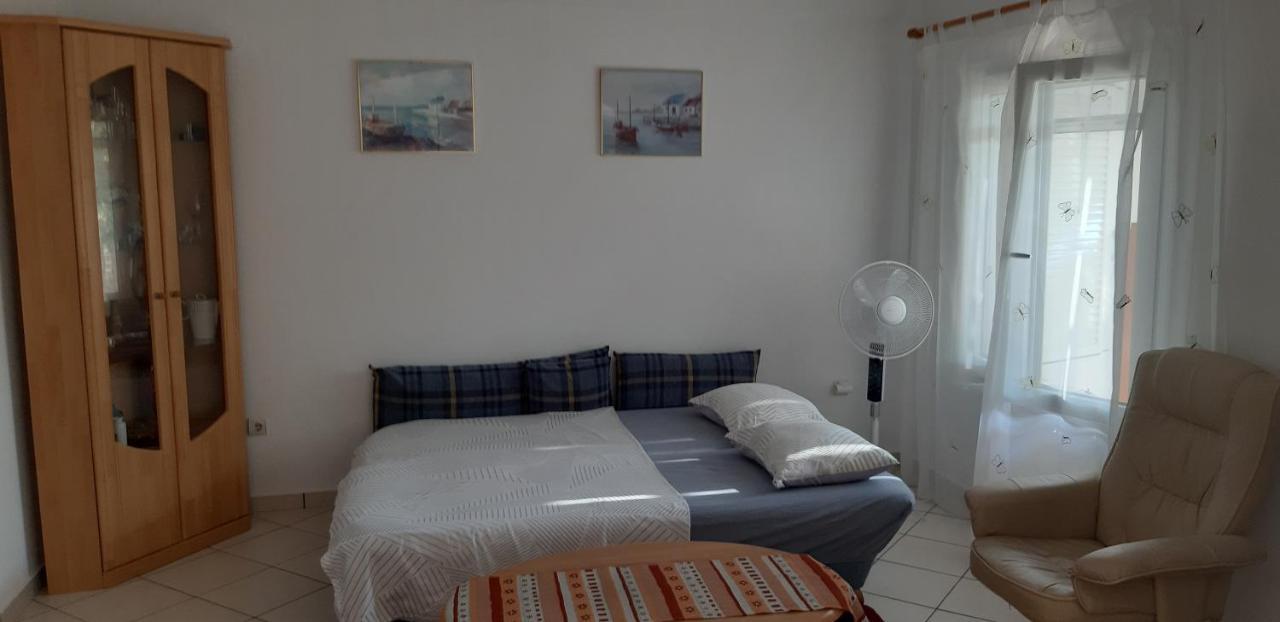 Alexandros Cosy House For Family Vacation Apartamento Chania  Exterior foto